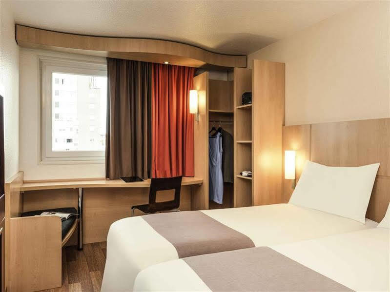 Ibis Budget - Porte De Bagnolet Exterior foto